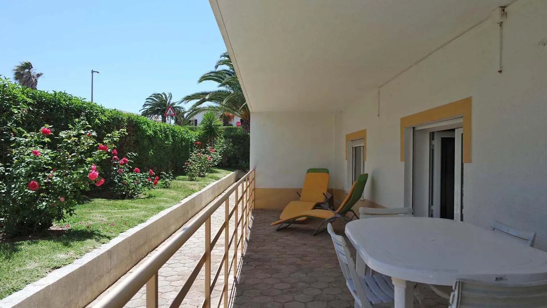 A10 - Silence Ground-Floor And Pool Apartman Lagos 0*,  Portugália