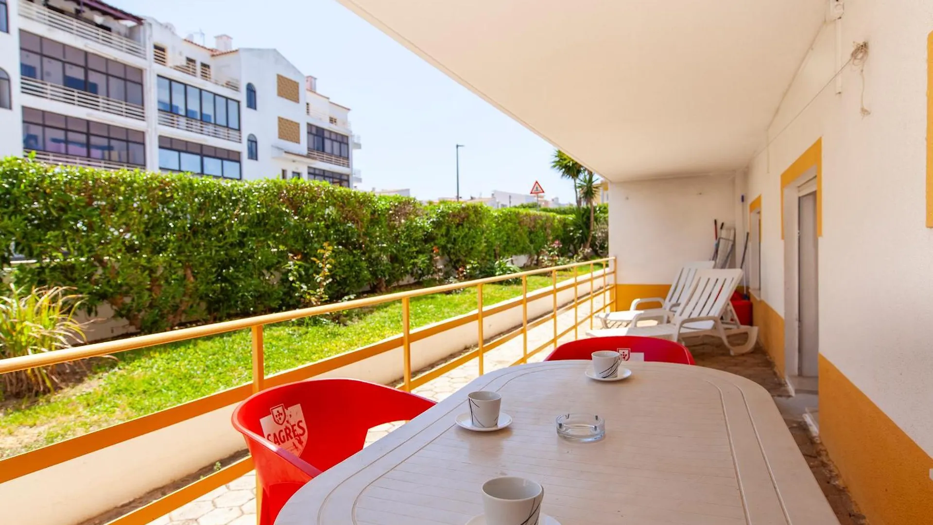 A10 - Silence Ground-Floor And Pool Apartman Lagos