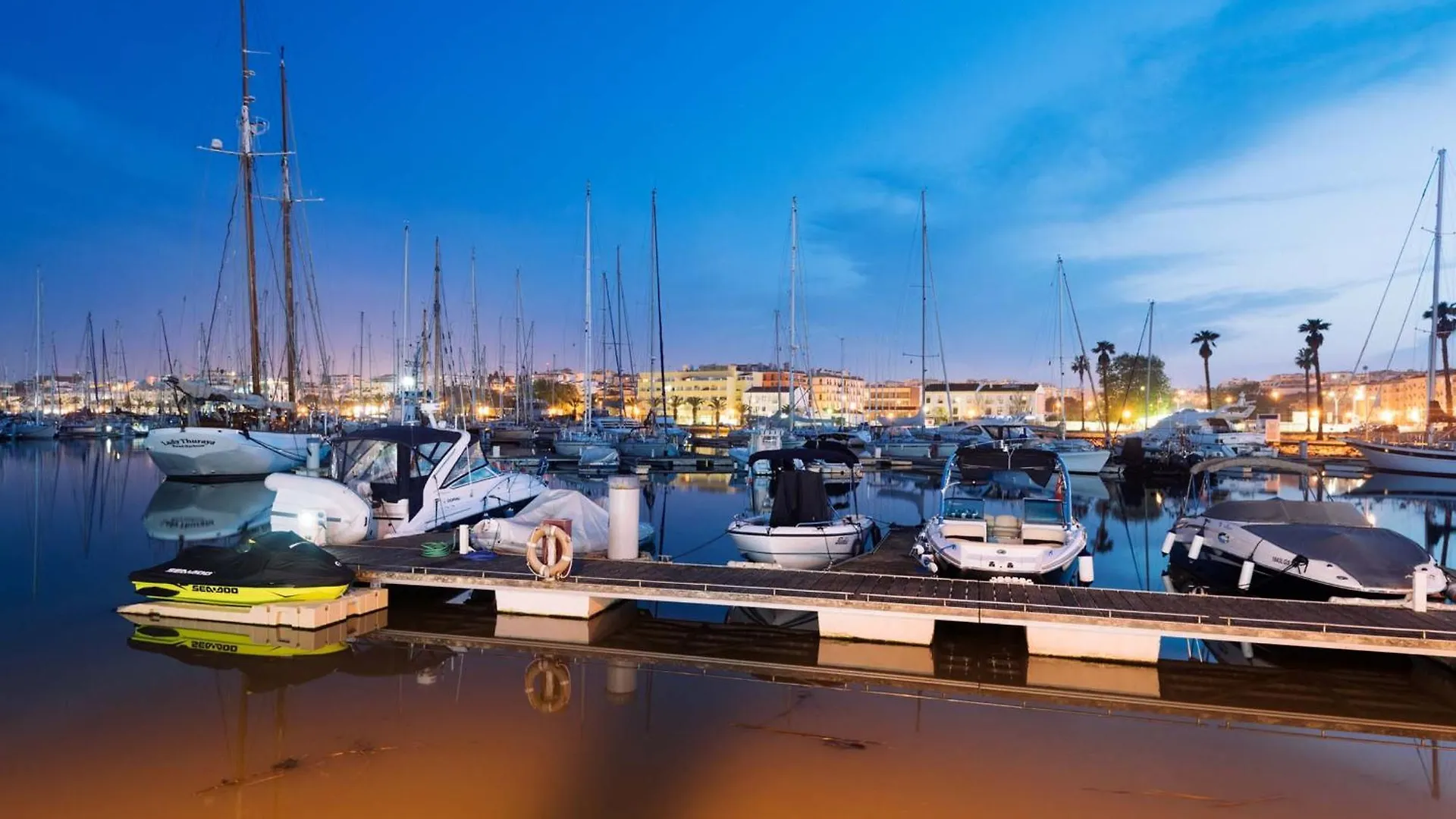 A10 - Silence Ground-Floor And Pool Apartment Lagos 0*,  Portugal