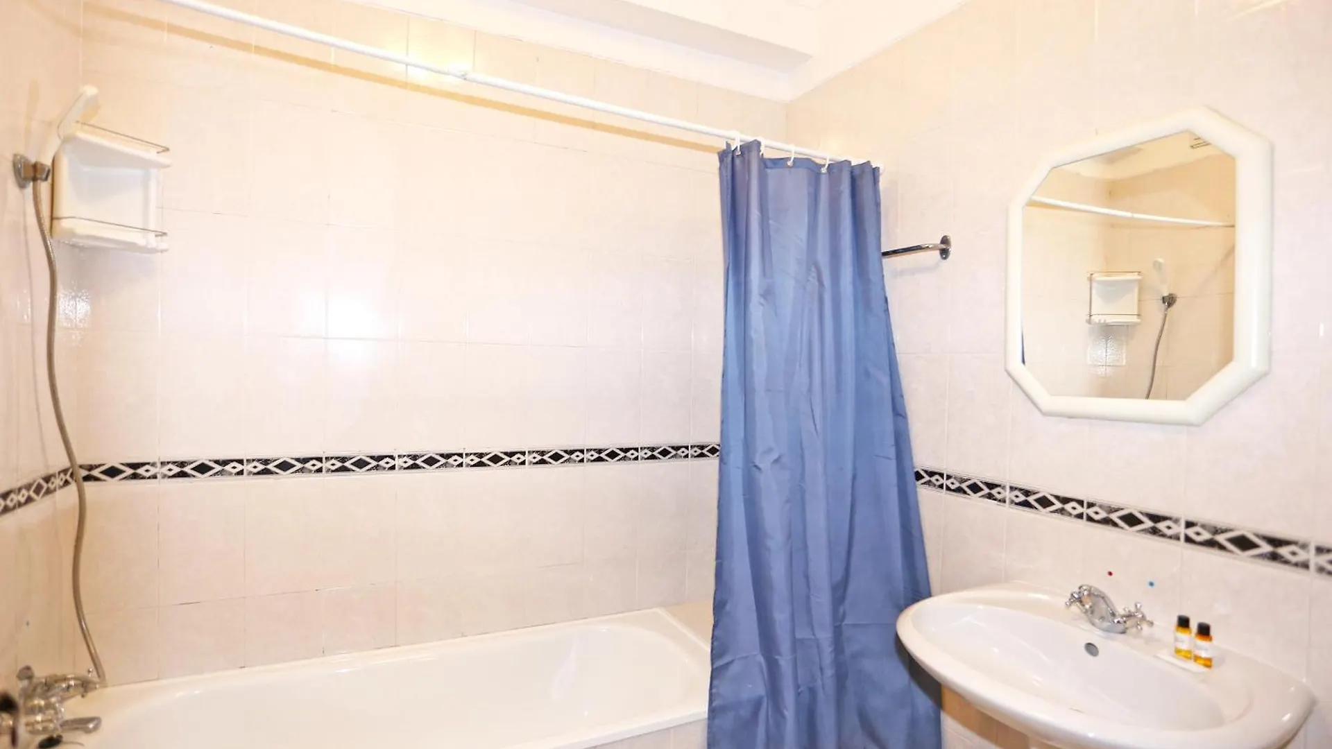 A10 - Silence Ground-Floor And Pool Apartment Lagos Portugal