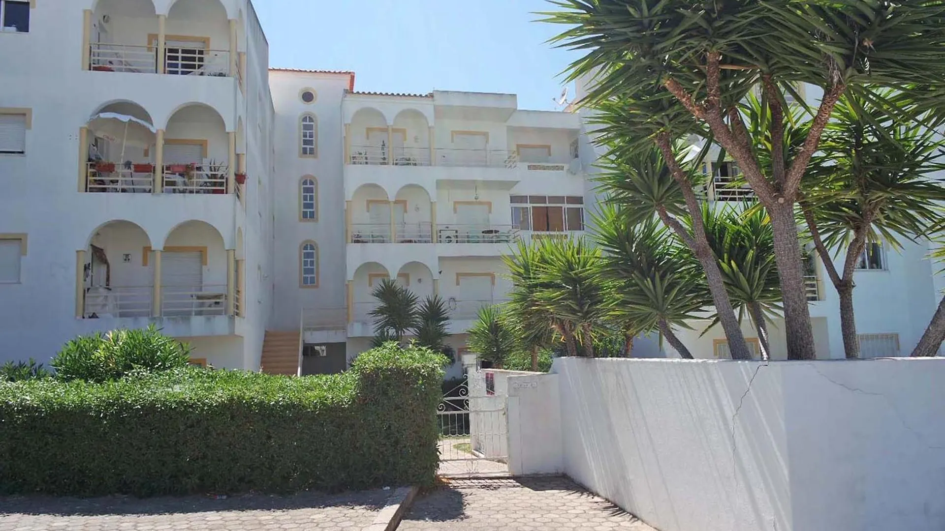 A10 - Silence Ground-Floor And Pool Apartment Lagos 0*,  Portugal
