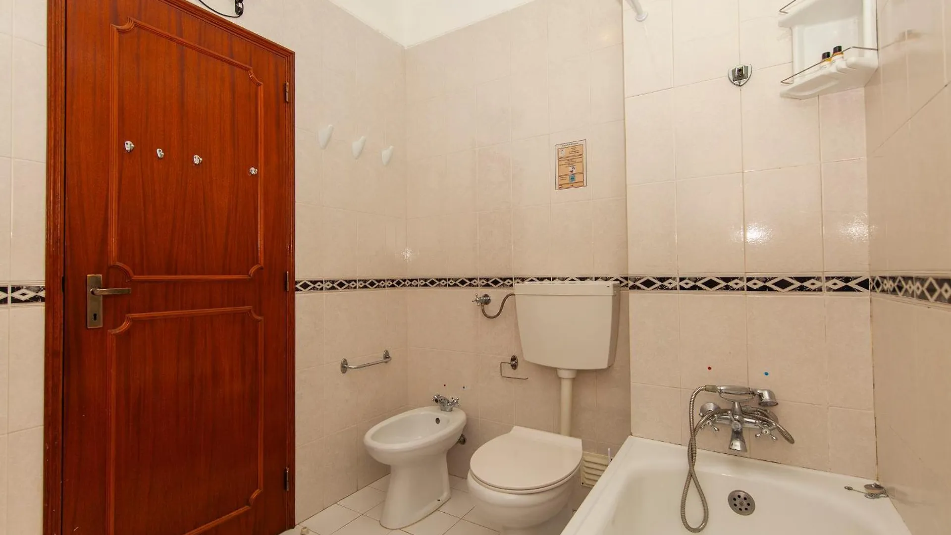 A10 - Silence Ground-Floor And Pool Apartment Lagos